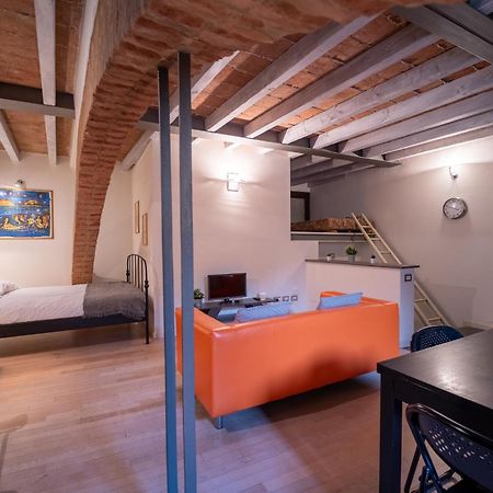 Realkasa Schiavonia Studio โบโลญญา ภายนอก รูปภาพ