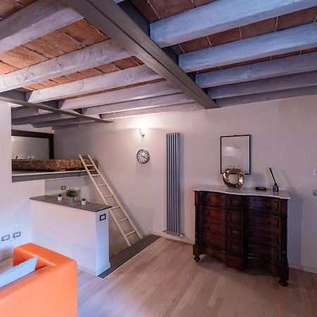 Realkasa Schiavonia Studio โบโลญญา ภายนอก รูปภาพ